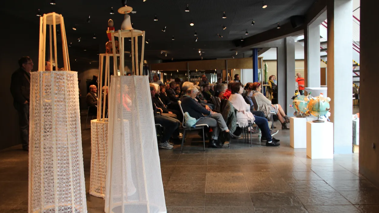 Kunstausstellung Schwarmintelligenz