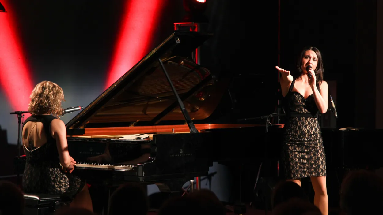 Queenz of Piano im Holcim Werkforum