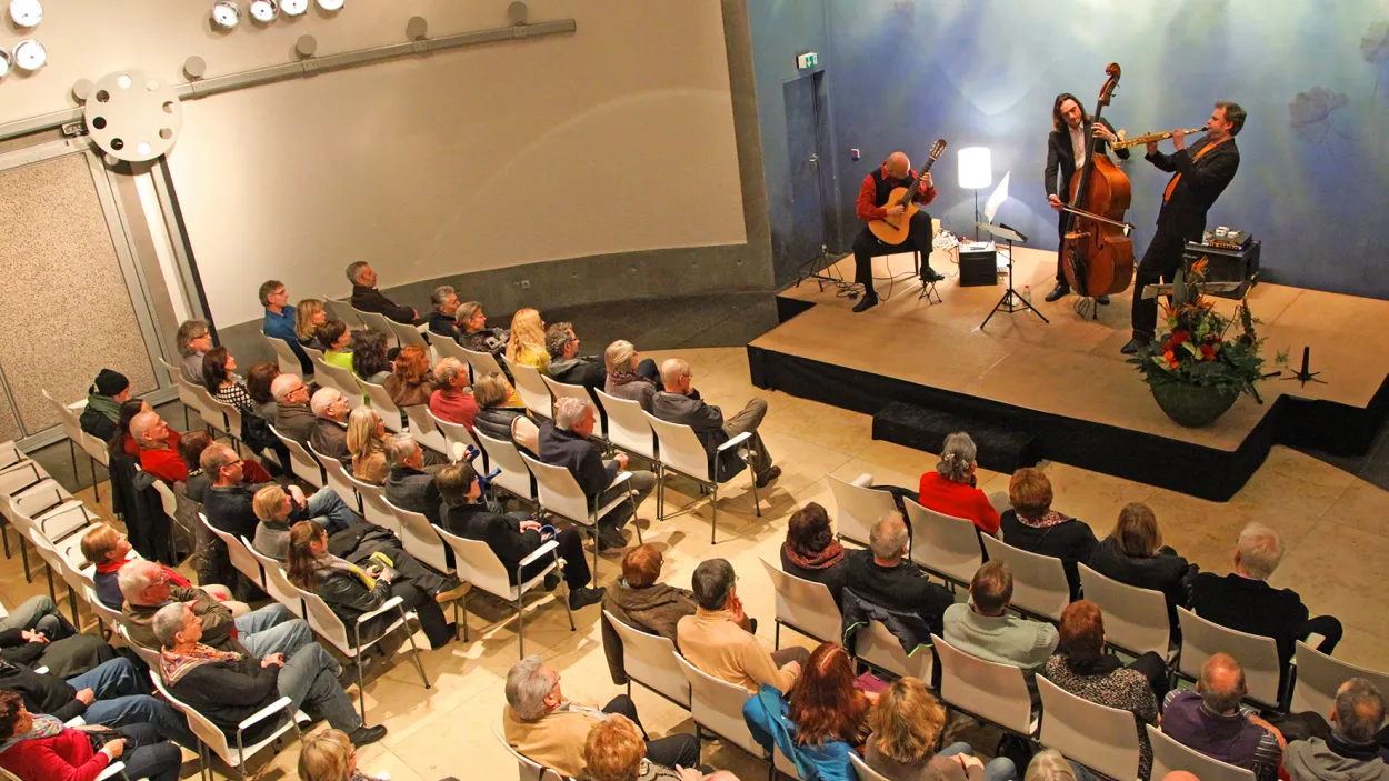 Konzert mit Trio Tino im Holcim Werkforum